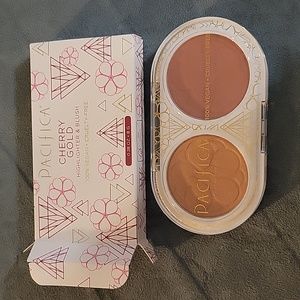 Pacifica cherry gold highlighter & blush 8g